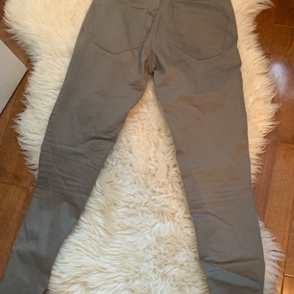 Army green pants - Picture 3 of 3